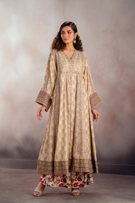 EMBROIDED SUIT