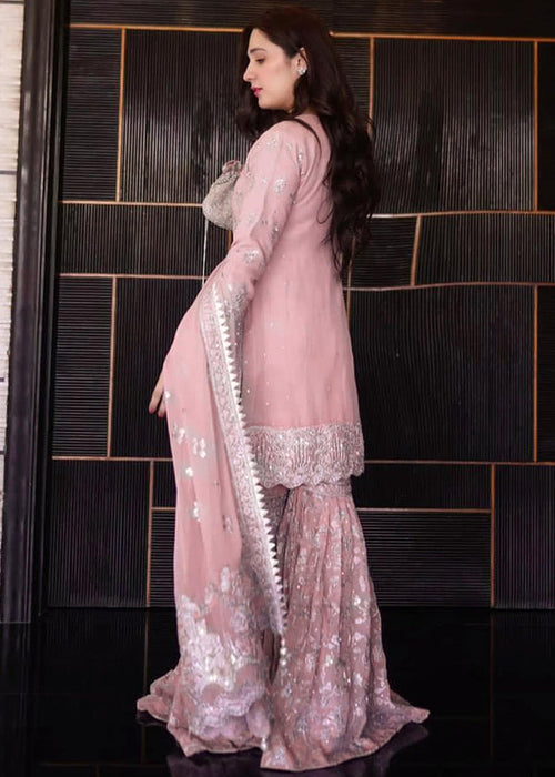 Geet -
Haseens Official